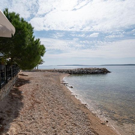 Apartments By The Sea Mandre, Pag - 4093 Колан Екстер'єр фото