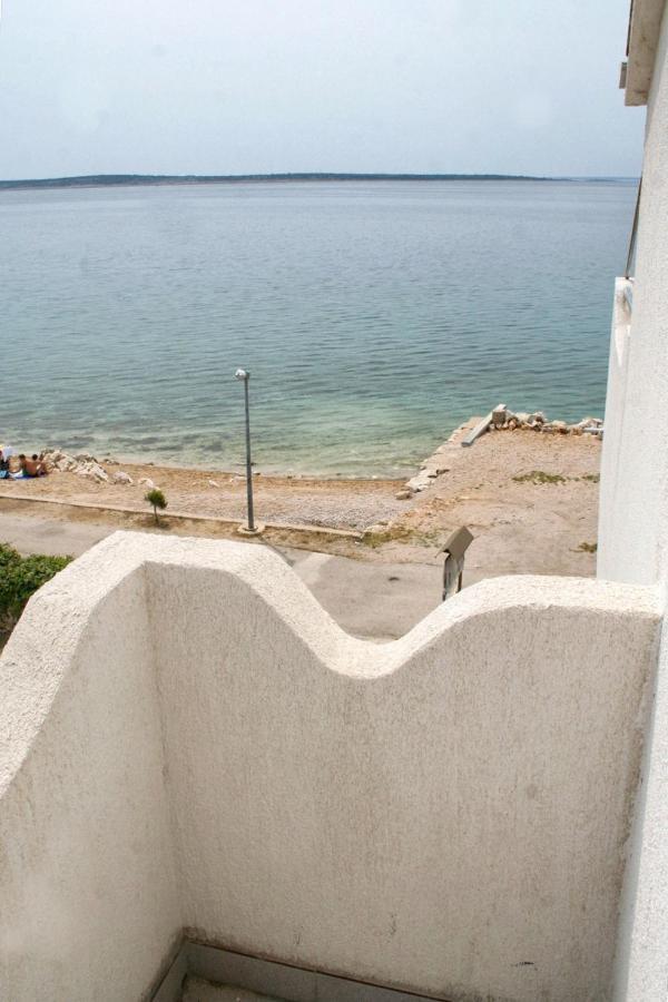Apartments By The Sea Mandre, Pag - 4093 Колан Екстер'єр фото